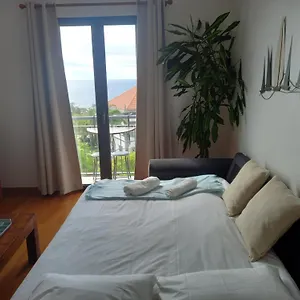 Amazing Sea Light Apartment, Close To The Beach. , Santa Cruz (Madeira) Portugal